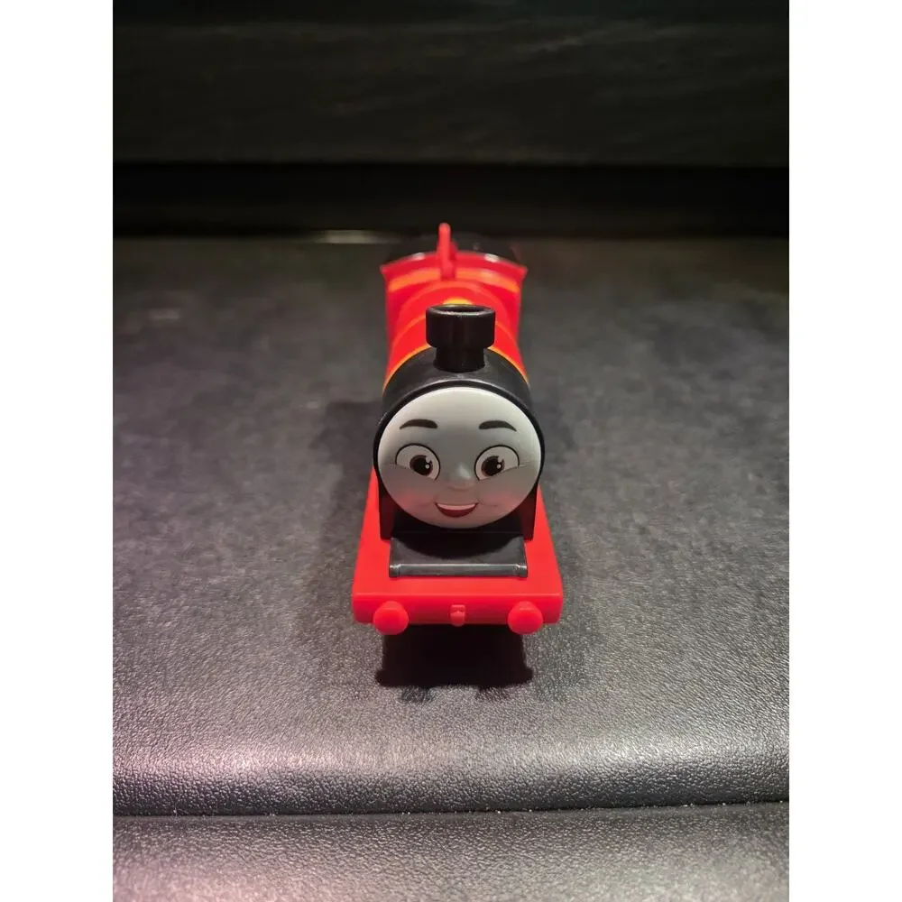 James - Thomas & Friends Trackmaster Battery Operated Motorised Railway Train